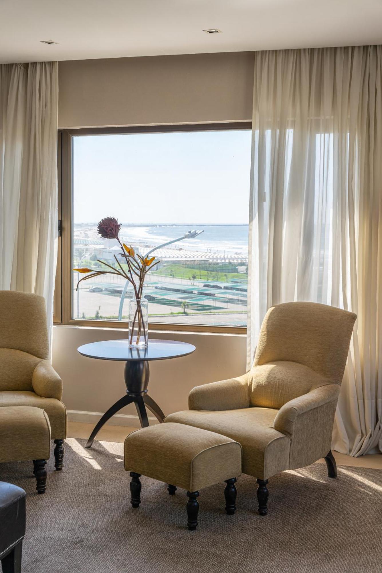 Hotel Uthgra Sasso Mar del Plata Exterior photo